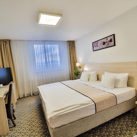 Hotel Metropol Spišská Nová Ves Екстериор снимка