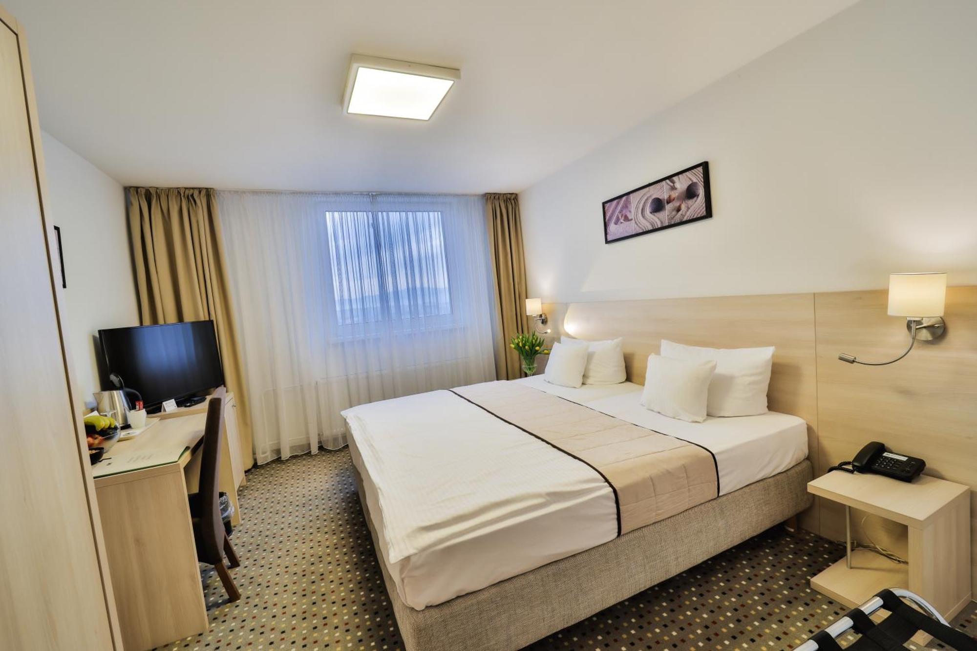 Hotel Metropol Spišská Nová Ves Екстериор снимка