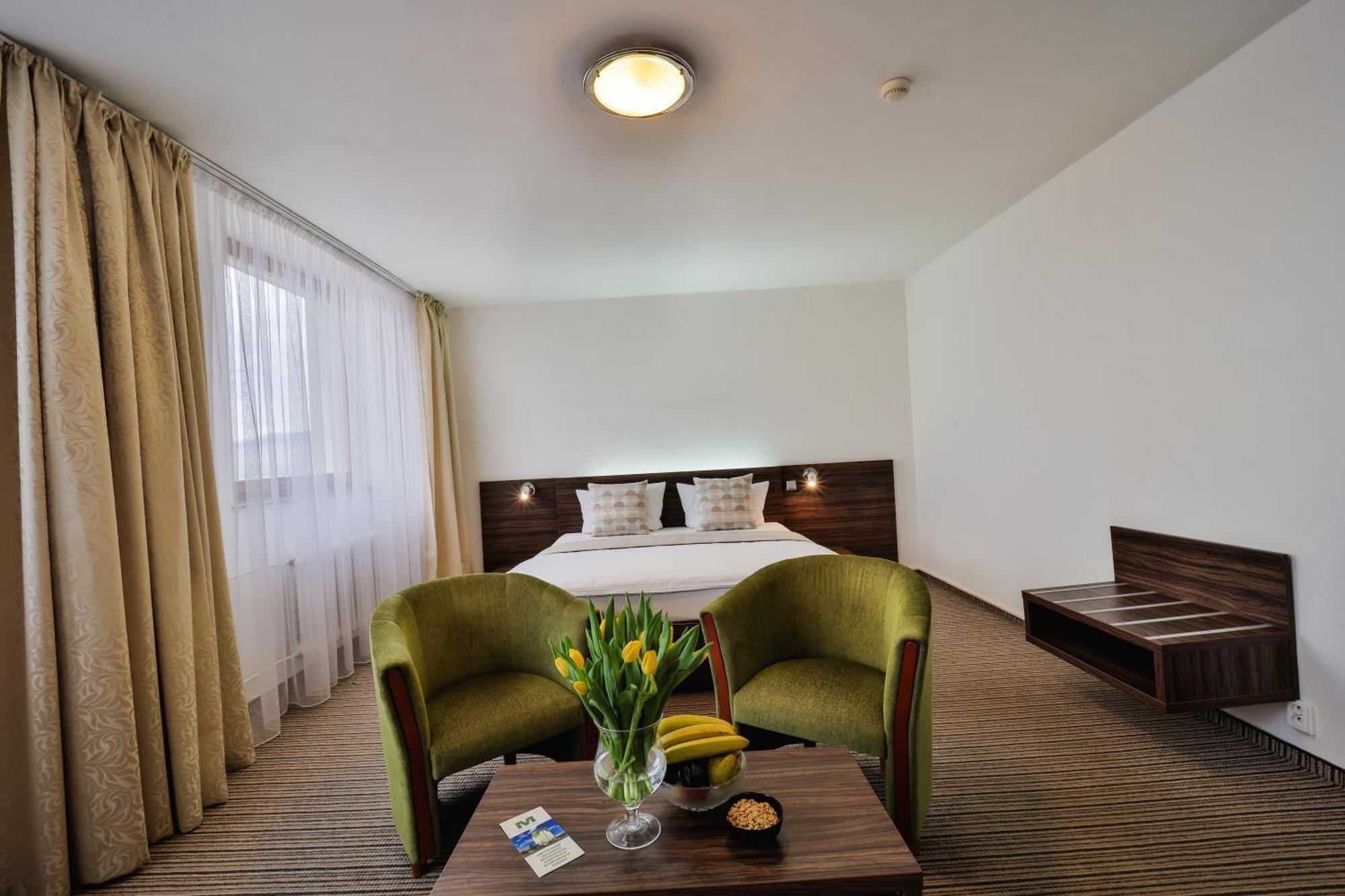 Hotel Metropol Spišská Nová Ves Екстериор снимка