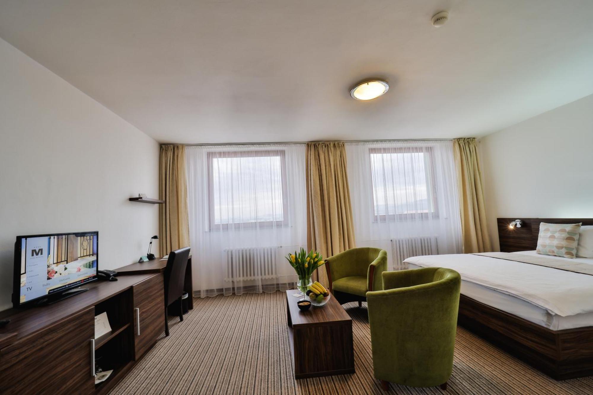 Hotel Metropol Spišská Nová Ves Екстериор снимка