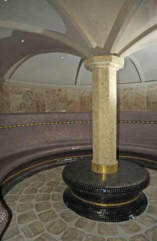 Hotel Metropol Spišská Nová Ves Екстериор снимка