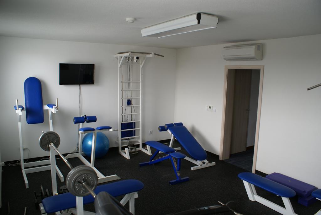 Hotel Metropol Spišská Nová Ves Екстериор снимка