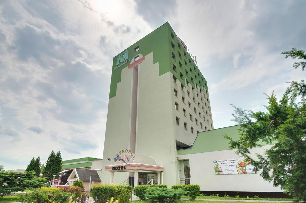 Hotel Metropol Spišská Nová Ves Екстериор снимка