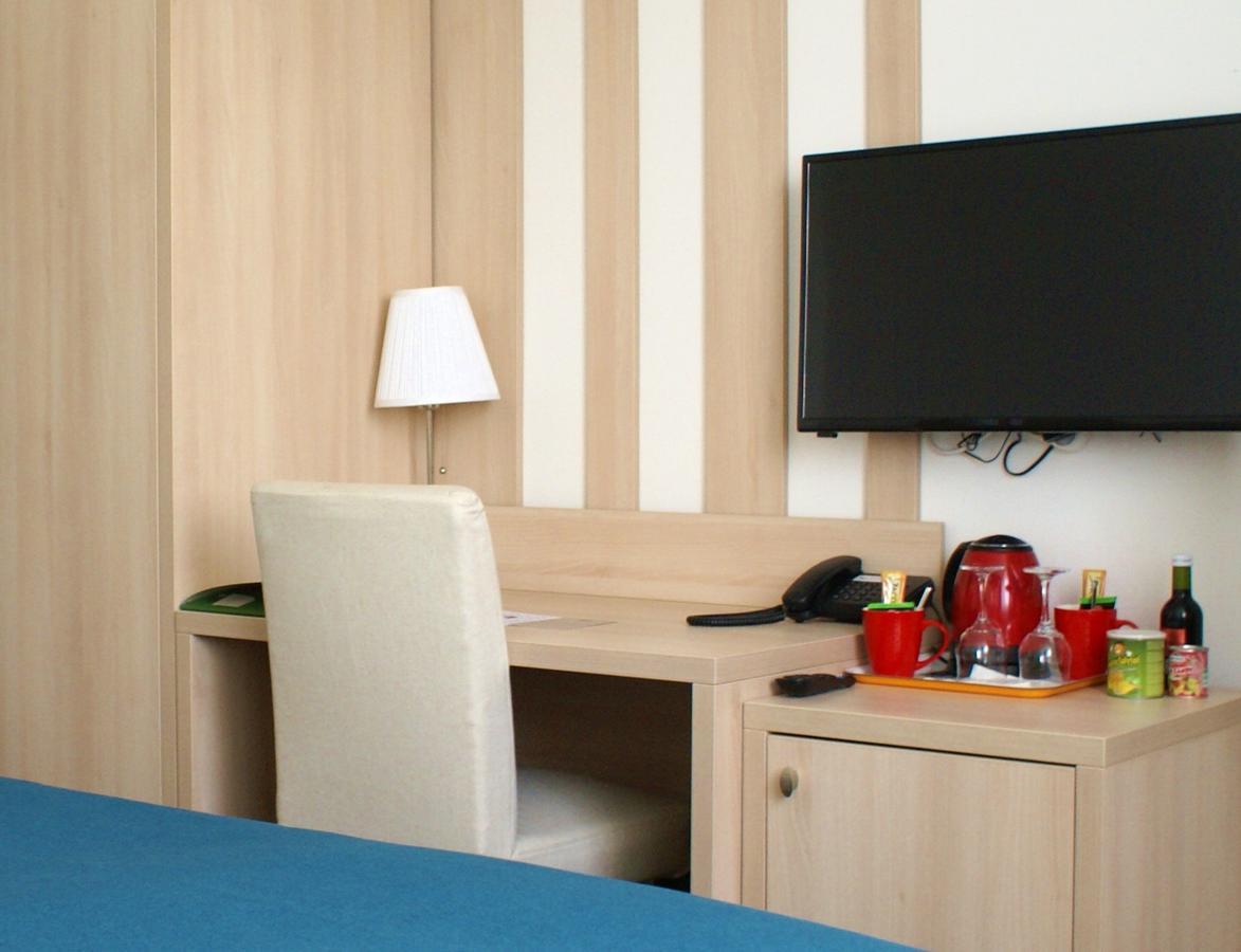 Hotel Metropol Spišská Nová Ves Екстериор снимка