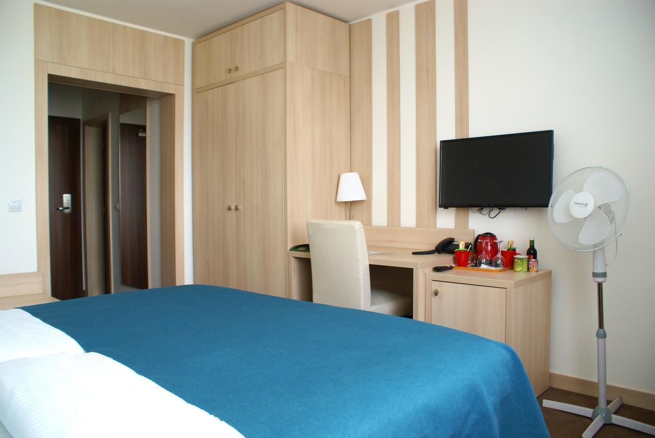 Hotel Metropol Spišská Nová Ves Екстериор снимка